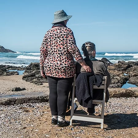 Les droits de la personne âgée dépendante et les fondements d’une démarche de bientraitance